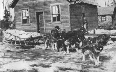 1916 Sleddog Laundry Team